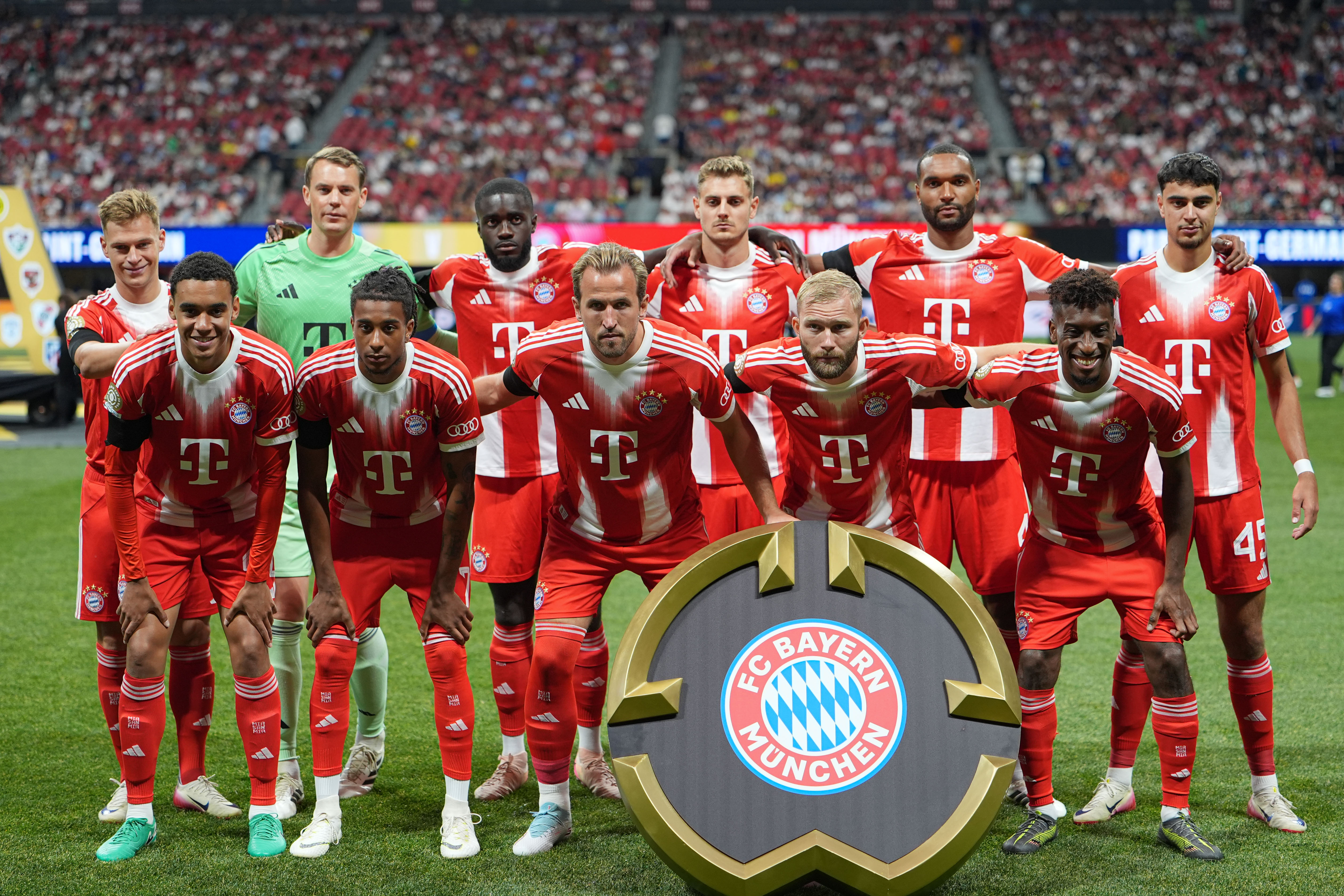 九游中国站赛地聚焦——足总杯窗口期热度飙升，巴黎圣日耳曼刷新队史纪录，球迷炸锅，年轻球员得到机会的简单介绍