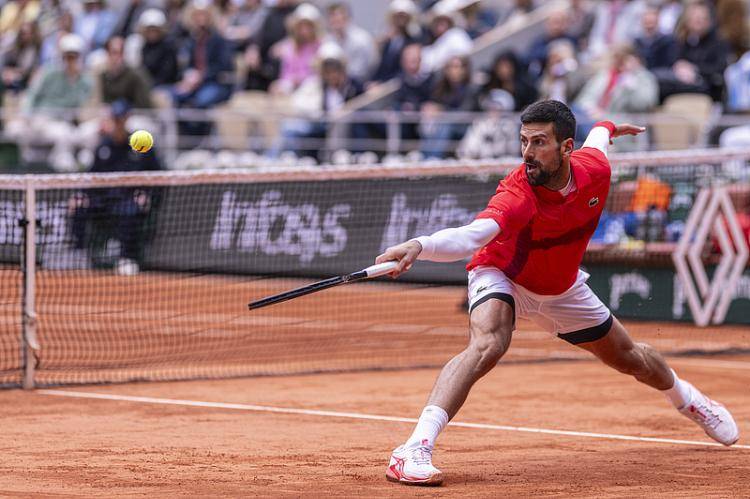 九游正版官网德约科维奇与70激战勇士分钟蒂姆在塞尔维亚队比赛中逆转，媒体一致点评：罗马手感冰凉备战德甲的简单介绍